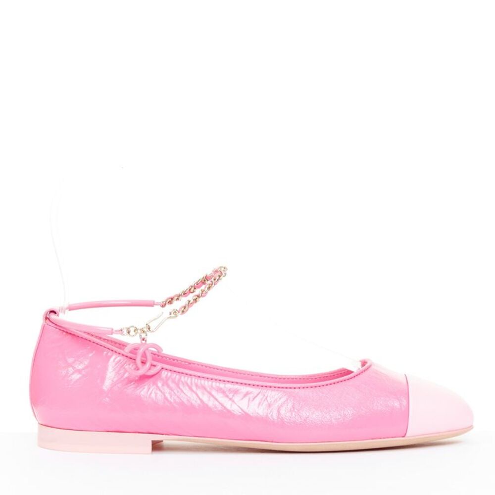 Chanel crinkled leather ankle chain CC charm flats